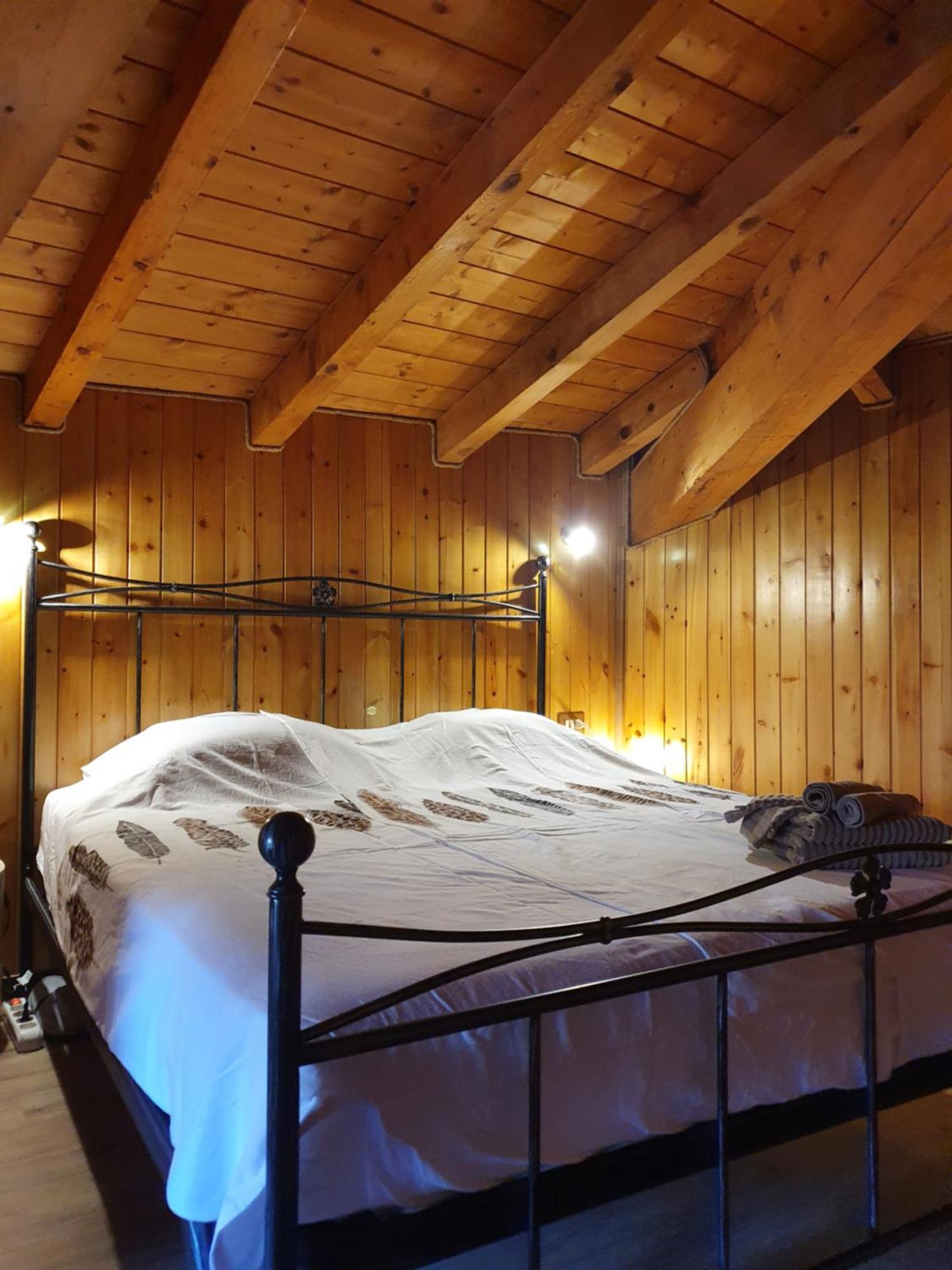 Rustico Lago Di Como B&B Barna Bagian luar foto